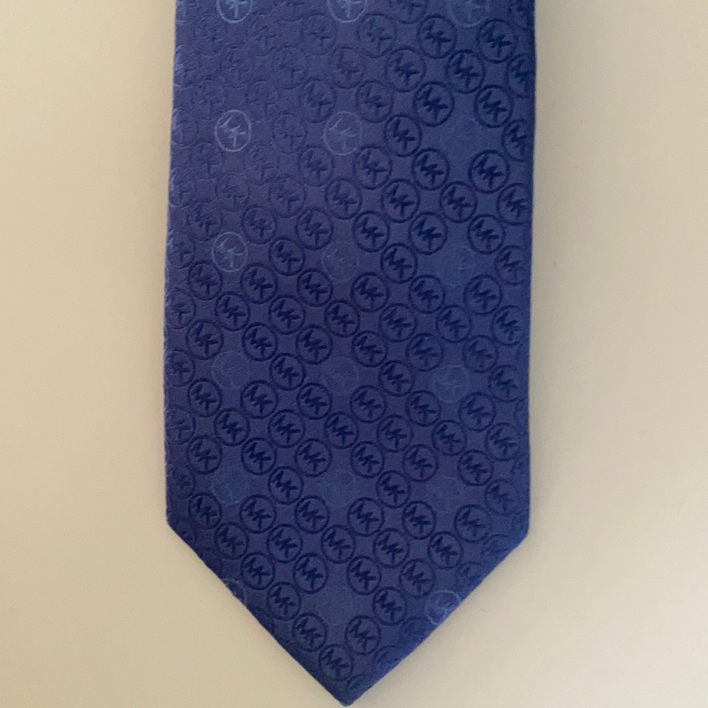 Michael Kors MK logo tie 🔵 Authentic 🔵 100% Silk